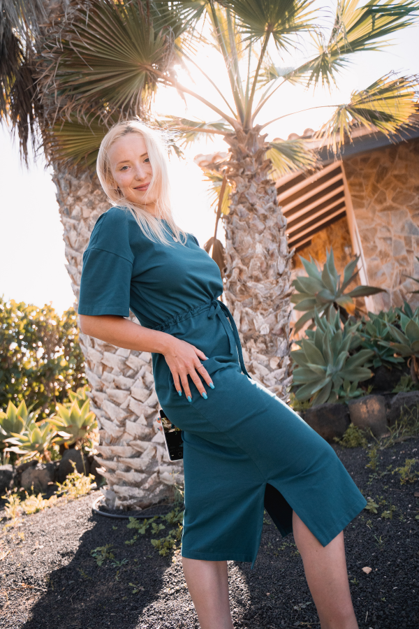 Reversible slip on dress Either Way - circular fashion for conscious  travellers